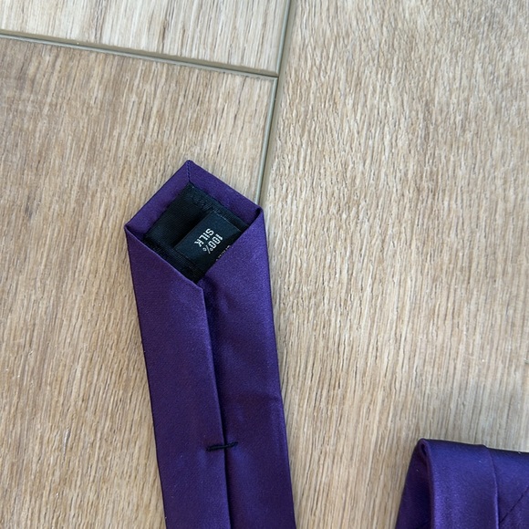 Calvin Klein Purple Tie - Picture 4 of 4
